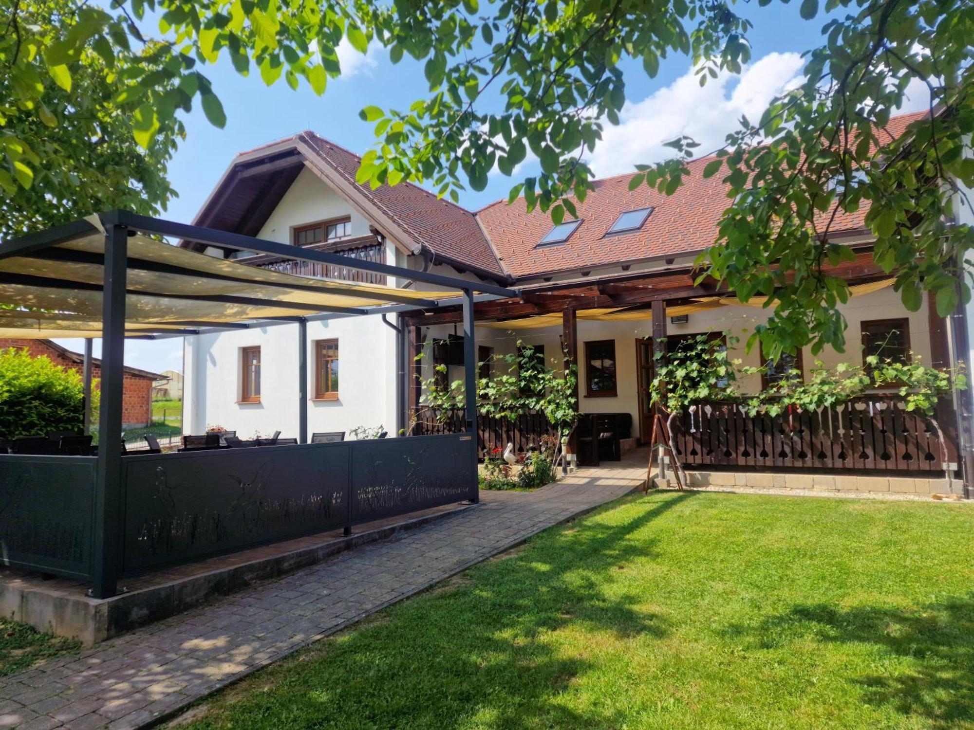 Pri Storklji Hotel Moravske Toplice Exterior photo